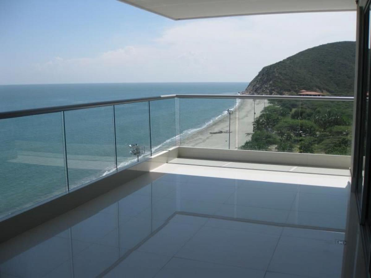 3 bedrooms Apartment in Guadalajara de Buga, Colombia No. 5158