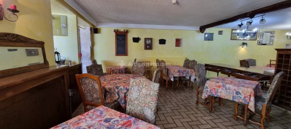 8 Schlafzimmer Gebäude in Bourg-Sainte-Marie, France, Nr. 87542 7