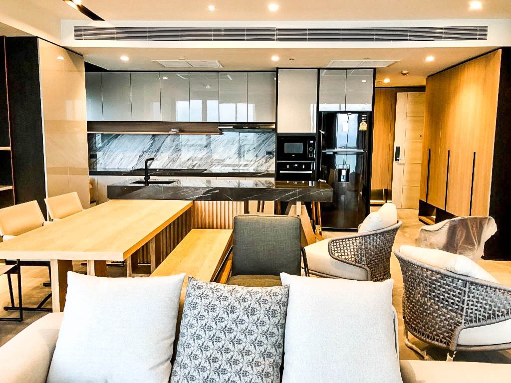 3 bedrooms Condo in Pattaya, Thailand No. 12030