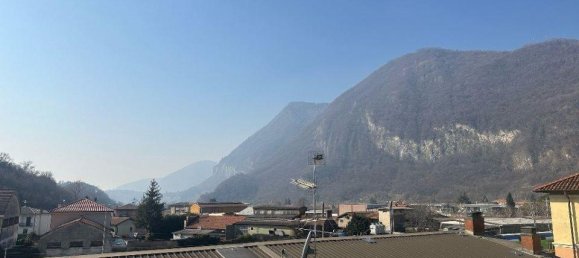 3-salle Appartement à Canzo, Italy No. 9407 14