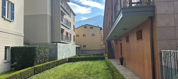3-salle Appartement à Canzo, Italy No. 9407 24
