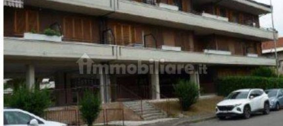 Apartamento de 2 dormitorios en Magenta, Italy No. 99546 2