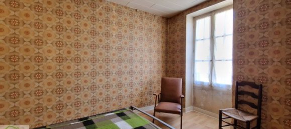 3 Schlafzimmer Haus in Vienne, France, Nr. 313939 4