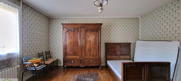 3 Schlafzimmer Haus in Vienne, France, Nr. 313939 5