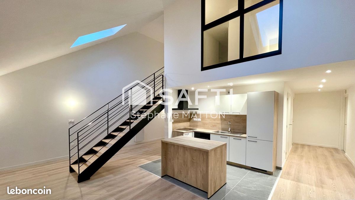 3 غرف نوم منزل ذو طابقين في Valenciennes, France رقم 224456