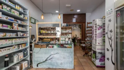 Propiedad comercial en Granada, Spain 45 m² No. 181194