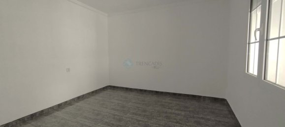 4 Schlafzimmer Wohnung in Sax, Spain, Nr. 152864 4