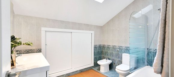 Ático de 3 dormitorios en Marbella, Spain No. 144132 13