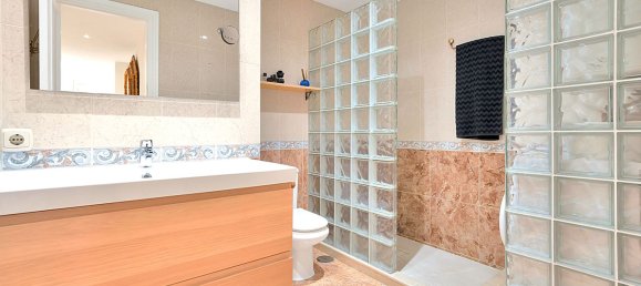 Ático de 3 dormitorios en Marbella, Spain No. 144132 8