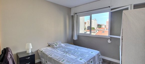Apartamento de 2 dormitorios en Montreuil, France No. 279587 4