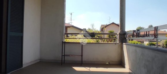 3 bedrooms Villa in Lonate Pozzolo, Italy No. 142619 24