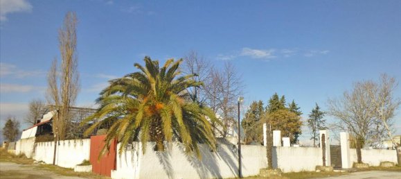 350m² Property in Pieria, Greece No. 7450 3