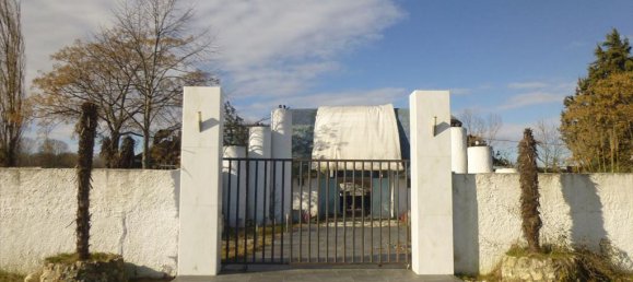 350m² Property in Pieria, Greece No. 7450 2