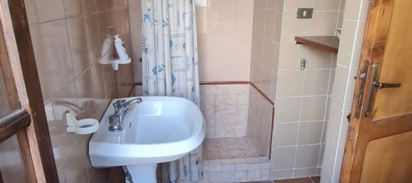 4 rooms House in Molazzana, Italy No. 75612 5