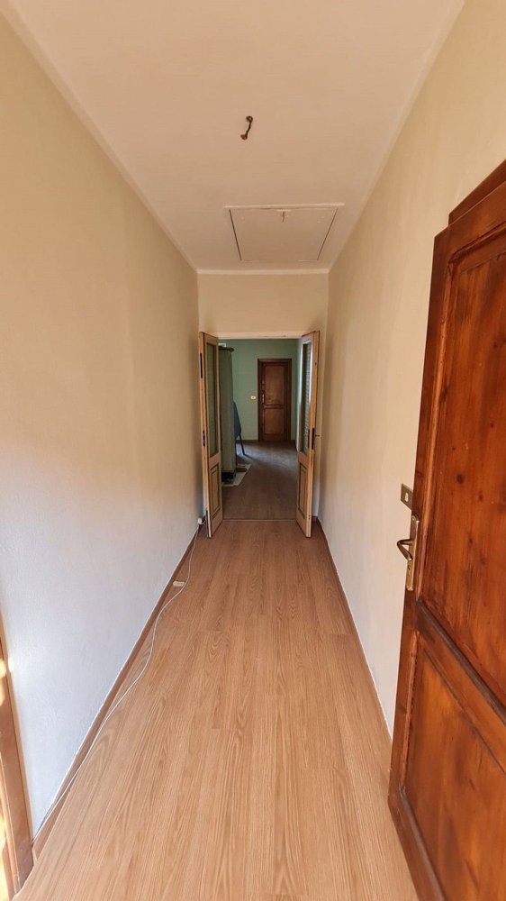 4 rooms House in Molazzana, Italy No. 75612