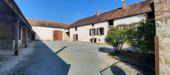 2 bedrooms House in Villebeon, France No. 283059 5