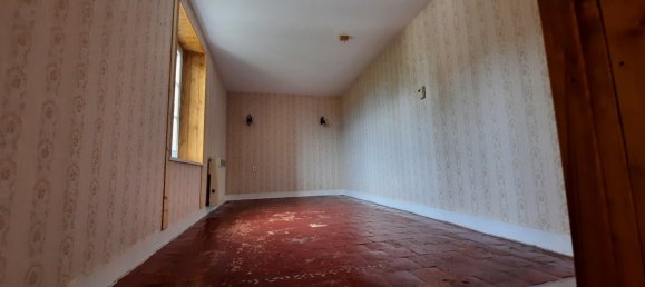 2 bedrooms House in Villebeon, France No. 283059 10