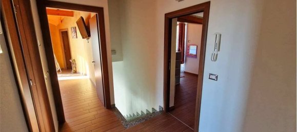2 bedrooms Villa in Leggiuno, Italy No. 1624 41