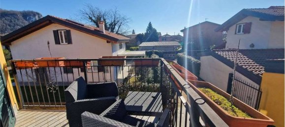 2 bedrooms Villa in Leggiuno, Italy No. 1624 36