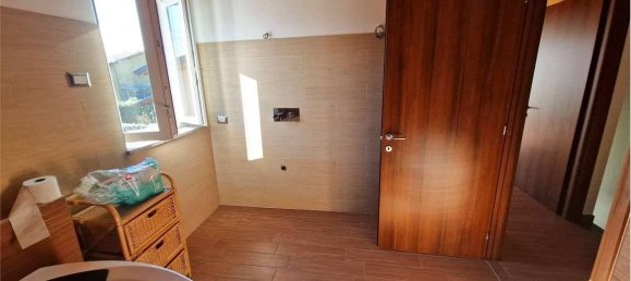 2 bedrooms Villa in Leggiuno, Italy No. 1624 38