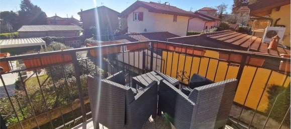 2 bedrooms Villa in Leggiuno, Italy No. 1624 35
