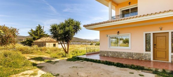 4 bedrooms House in Faro, Portugal No. 122336 3