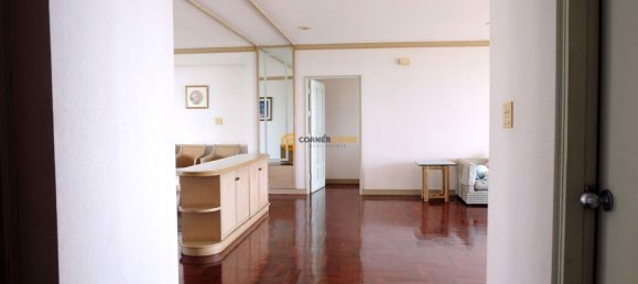 3 bedrooms Condo in Pattaya, Thailand No. 1821 7