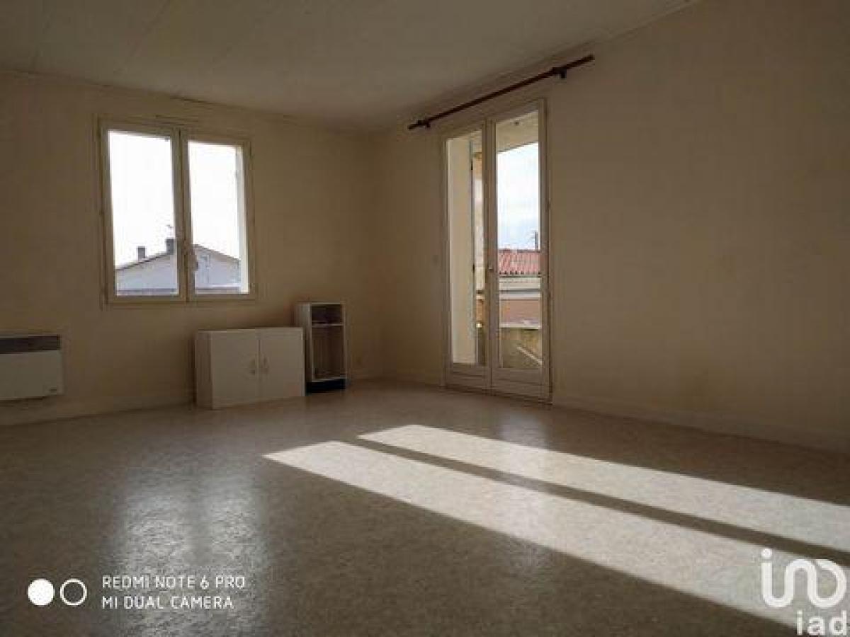 Studio in the Condo in Royan, France No. 28880
