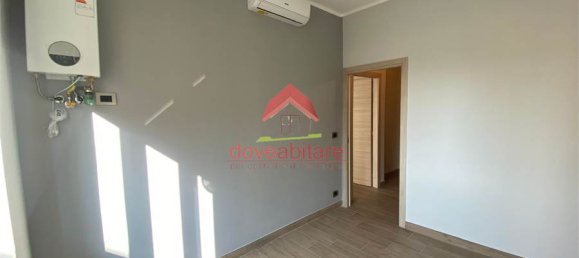 1 bedroom Apartment in Pinerolo, Italy No. 353514 3