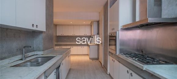 Apartamento de 4 dormitorios en Barcelona, Spain No. 182351 12