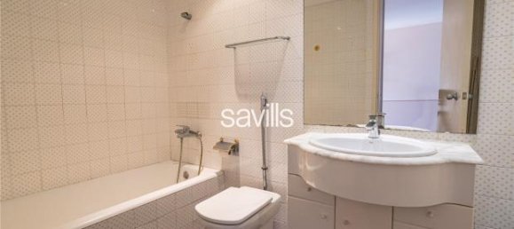 Apartamento de 4 dormitorios en Barcelona, Spain No. 182351 25