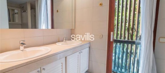 Apartamento de 4 dormitorios en Barcelona, Spain No. 182351 22