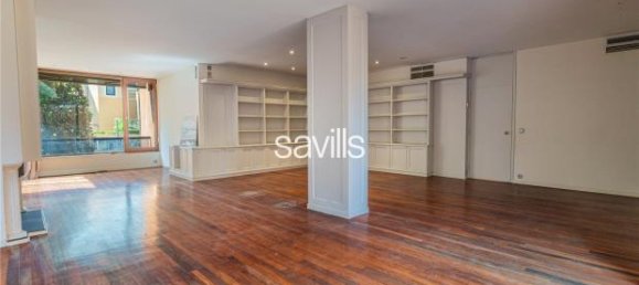 Apartamento de 4 dormitorios en Barcelona, Spain No. 182351 9