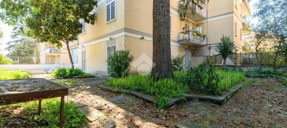 5 rooms Apartment in Rome, Italy No. 54407 31