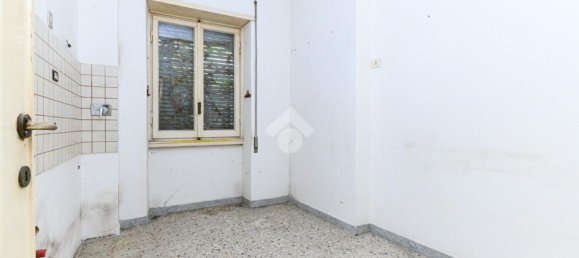 5 rooms Apartment in Rome, Italy No. 54407 22