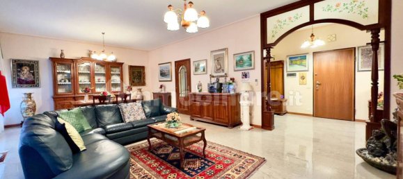 Apartamento de 2 dormitorios en Novara, Italy No. 169624 9