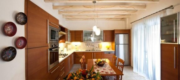 3 bedrooms Villa in Corfu, Greece No. 8643 4