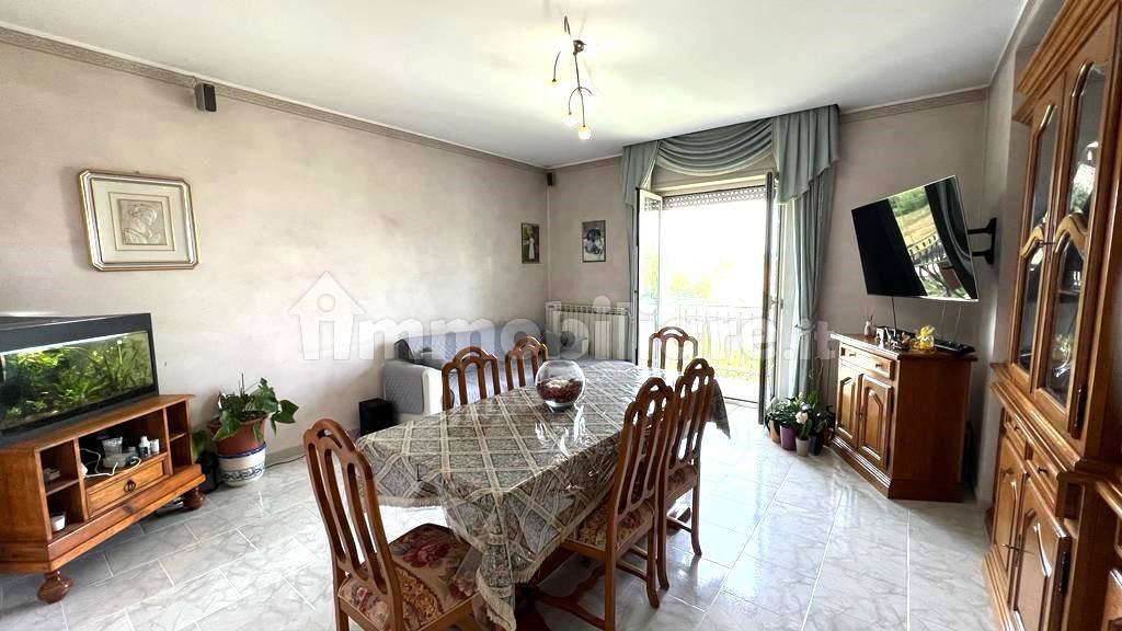 Apartamento de 2 dormitorios en Sora, Italy No. 54162