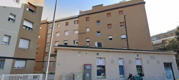 3 bedrooms Apartment in Rome, Italy No. 376847 2