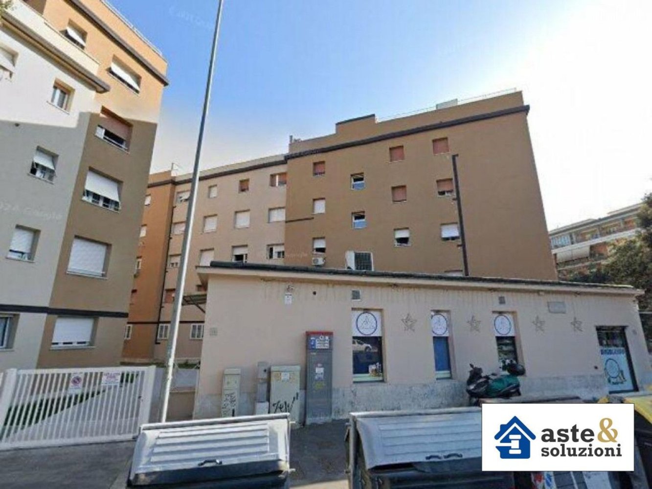 3 bedrooms Apartment in Rome, Italy No. 376847