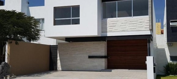 Casa de 3 dormitorios en Querétaro, Mexico No. 168006 2