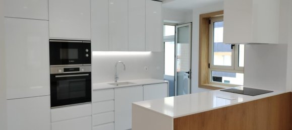 3 bedrooms Condo in Porto, Portugal No. 7076 6