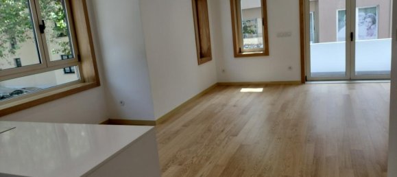 3 bedrooms Condo in Porto, Portugal No. 7076 3