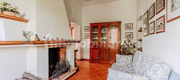 2 Schlafzimmer Wohnung in Marliana, Italy, Nr. 355286 2