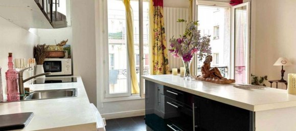 2 bedrooms Apartment in Paris, France No. 151019 2