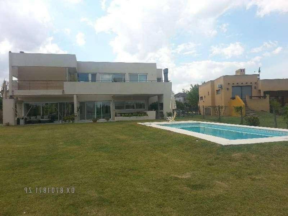 4 bedrooms House in Tigre, Argentina No. 81484