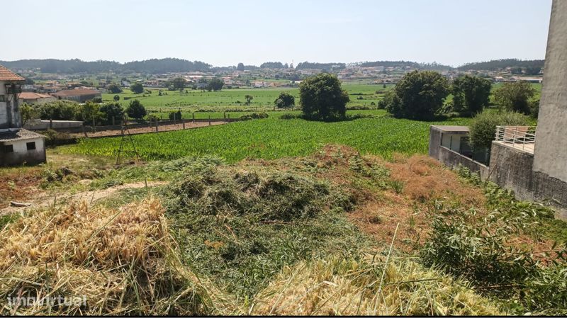 225m² Land in Trofa, Portugal No. 205507