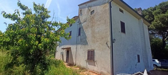 8-Zimmer Haus in Castiglione del Lago, Italy, Nr. 70341 5