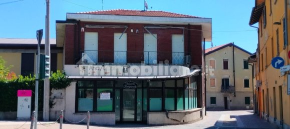 Propiedad comercial de 1 habitación en Cavaria con Premezzo, Italy No. 337713 2