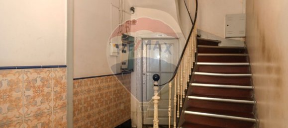 551m² Building in Caldas da Rainha, Portugal No. 63037 10